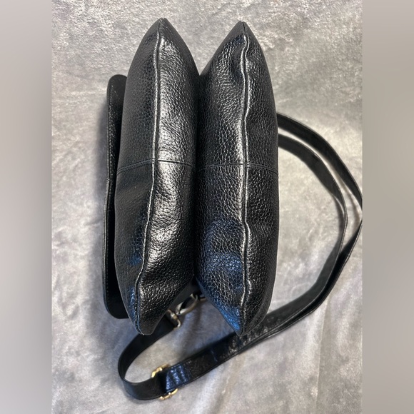 Latico Leather Co. Pebbled Leather Crossbody Messenger Bag - Picture 7 of 13